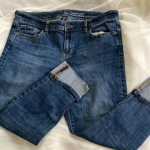 Gap women’s stretch capri jeans with cuff detail size 10
